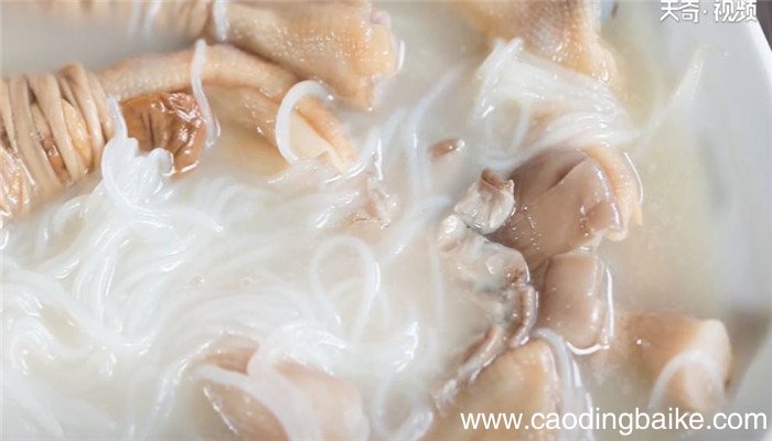 砂锅焗鸭脚怎么做 砂锅焗鸭脚的做法