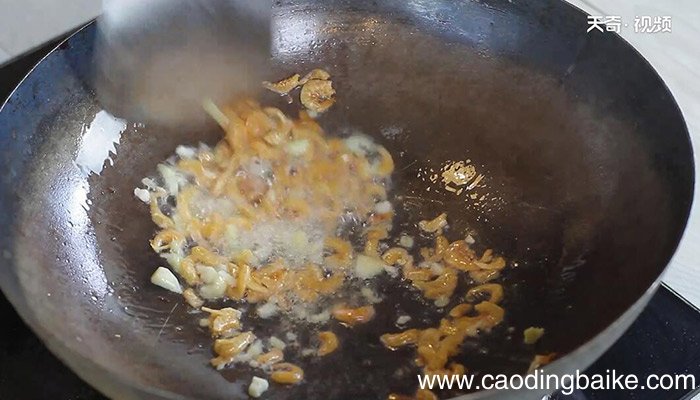 蒜苗炒干虾的做法 蒜苗炒干虾怎么做