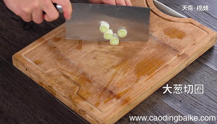 清蒸石斑鱼的做法 清蒸石斑鱼怎么做