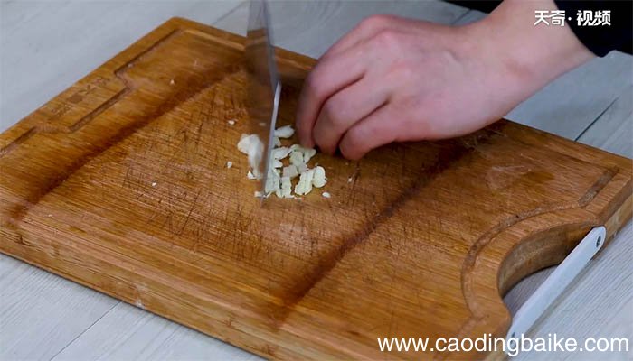 鸭胗炒毛豆做法 鸭胗炒毛豆怎么做