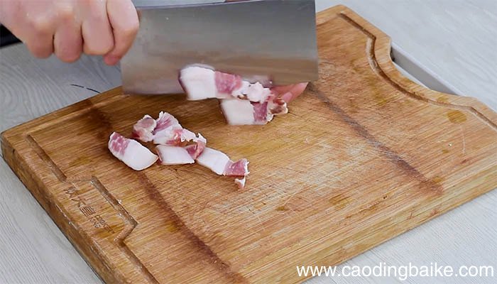 尖椒烧豆腐怎么做 尖椒烧豆腐的做法
