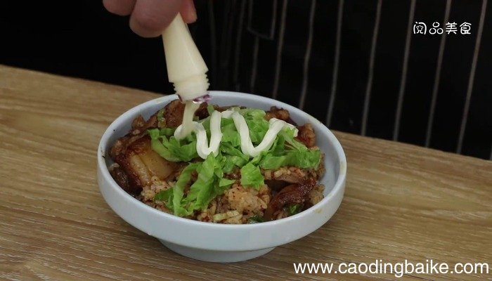 烤肉拌饭怎么做好吃 烤肉拌饭怎么做