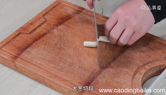 水煮鸡脯肉怎么做 水煮鸡脯肉的做法