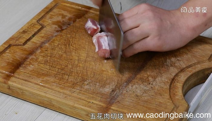 五花肉炖山药如何做 五花肉炖山药的做法