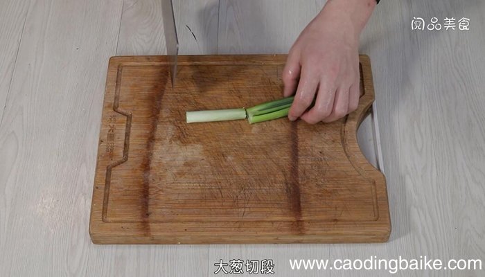 五花肉炖山药如何做 五花肉炖山药的做法