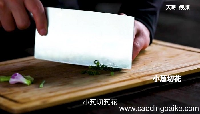 鸡刨豆腐怎么做 鸡刨豆腐的做法