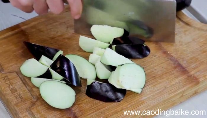 鲶鱼炖茄子的做法鲶鱼炖茄子怎么做