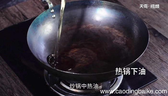 田螺鸭脚煲怎么做 田螺鸭脚煲的做法