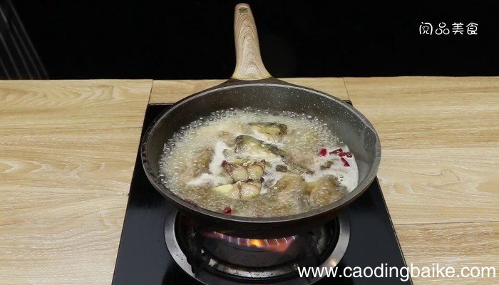 鲶鱼炖豆腐的做法 鲶鱼炖豆腐怎么做好吃