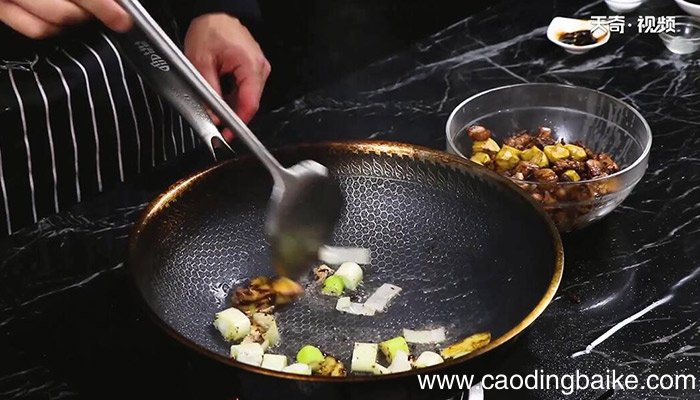 栗子鸡的做法 怎么做栗子鸡