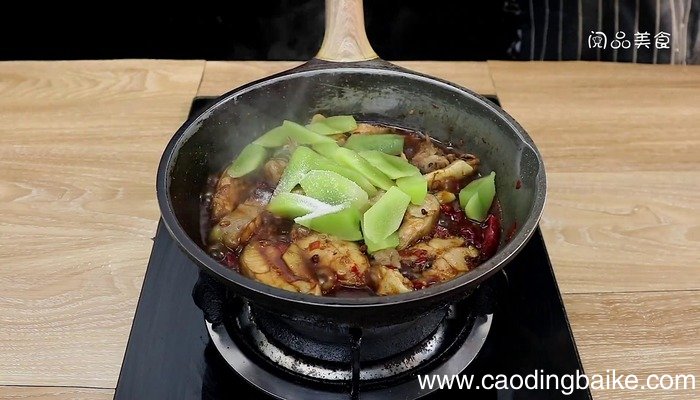 干锅鲶鱼的做法 干锅鲶鱼怎么做好吃
