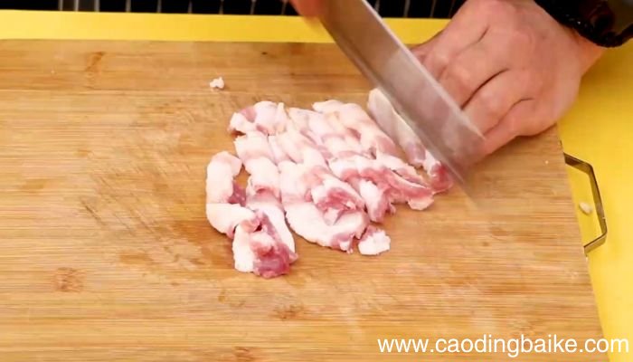 毛豆笋干炖肉的做法毛豆笋干炖肉怎么做