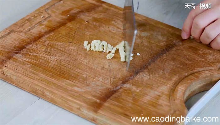 湘菜千张炒肉的做法 湘菜千张炒肉怎么做