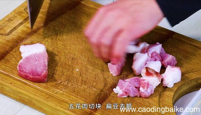 猪肉炖扁豆的做法 猪肉炖扁豆