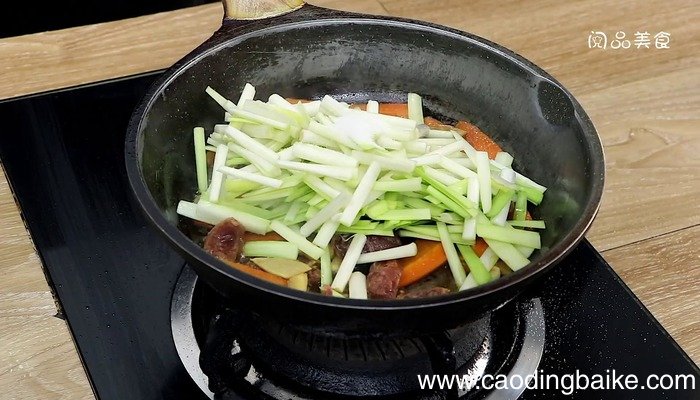 韭黄炒腊肠的做法 韭黄炒腊肠怎么做好吃
