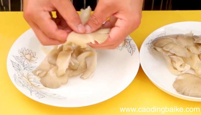 蘑菇鸡肉黄瓜怎么炒蘑菇鸡肉黄瓜的做法