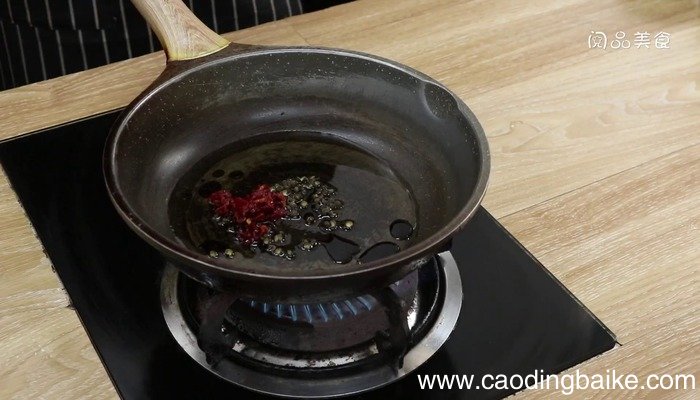 鱼香茄饼的做法 鱼香茄饼怎么做好吃
