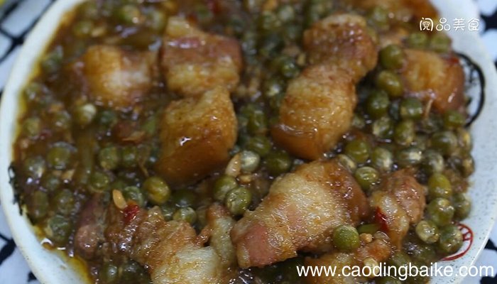 肉丁焖青豆家常做法 肉丁焖青豆怎么做