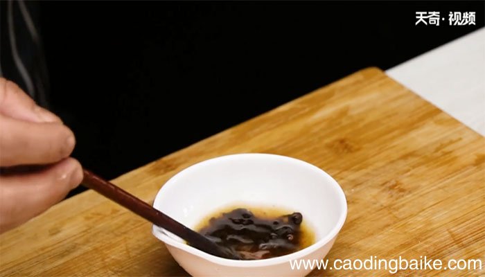 酱爆鸡丁的做法 酱爆鸡丁怎么做