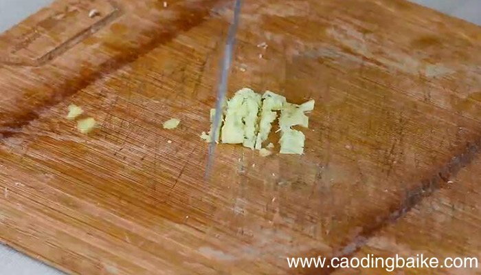 毛豆炒香菇的做法 毛豆炒香菇怎么做