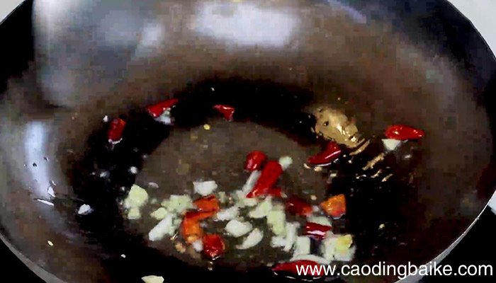 毛豆炒香菇的做法 毛豆炒香菇怎么做