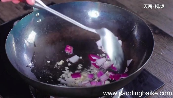 帝王蟹烩饭怎么做 帝王蟹烩饭的做法
