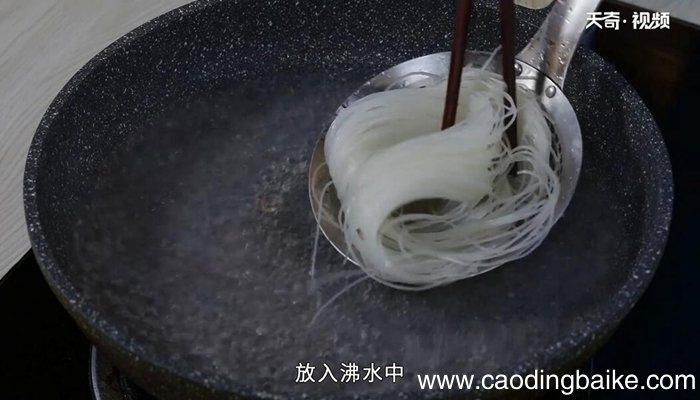 云南过桥米线的做法 云南过桥米线怎么做