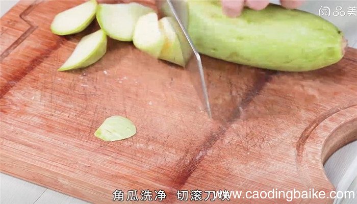 雪里蕻烧角瓜怎么做 雪里蕻烧角瓜的做法