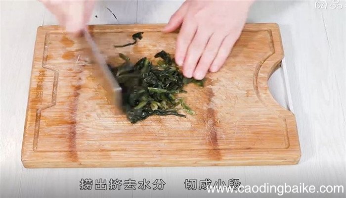 雪里蕻烧角瓜怎么做 雪里蕻烧角瓜的做法