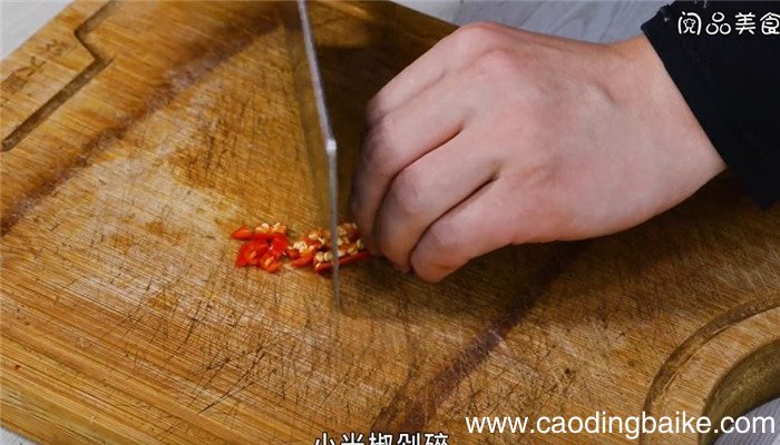 剔骨肘子怎么做 剔骨肘子的做法