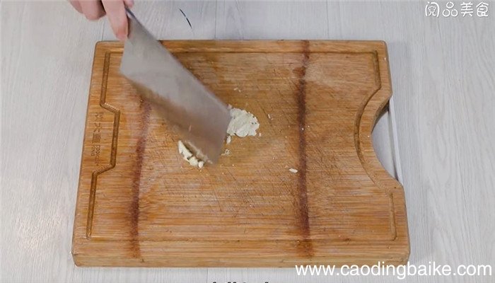 剔骨肘子怎么做 剔骨肘子的做法