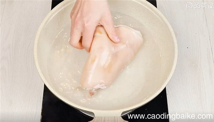 剔骨肘子怎么做 剔骨肘子的做法