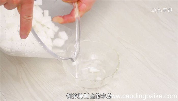 韩国腌萝卜怎么做 韩国黄色萝卜的做法