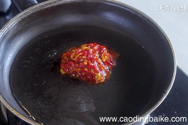 豆瓣酱炒花生米做法 花生米怎么做好吃