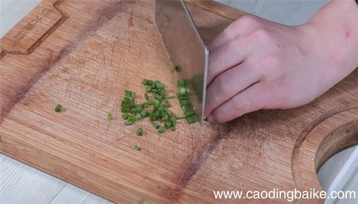 榨菜蒸猪肉怎么做 榨菜蒸猪肉的做法