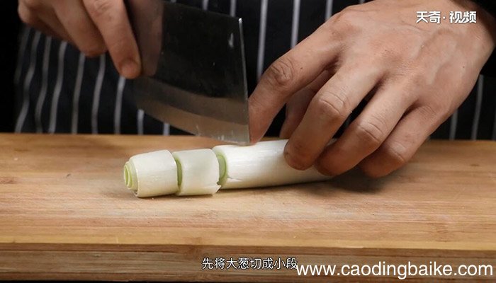 香菇凤爪汤的做法 香菇凤爪汤怎么做