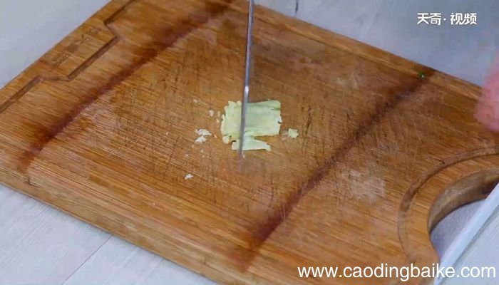 洋葱炒肉丁的做法洋葱炒肉丁怎么做
