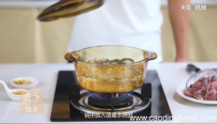 咖喱土豆牛肉的做法 咖喱土豆牛肉怎么做