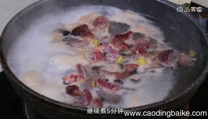 高压锅西红柿炖牛腩的做法 高压锅西红柿炖牛腩怎么做