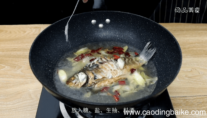 炝锅鱼的做法 炝锅鱼的做法