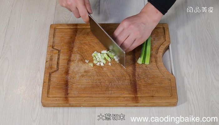 包菜香菇**馅的做法 包菜香菇**馅怎么做