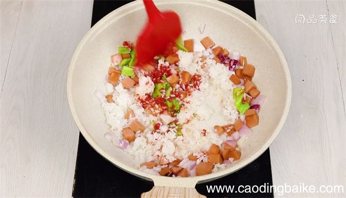 平底锅怎么做芝士焗饭 芝士焗饭怎么做