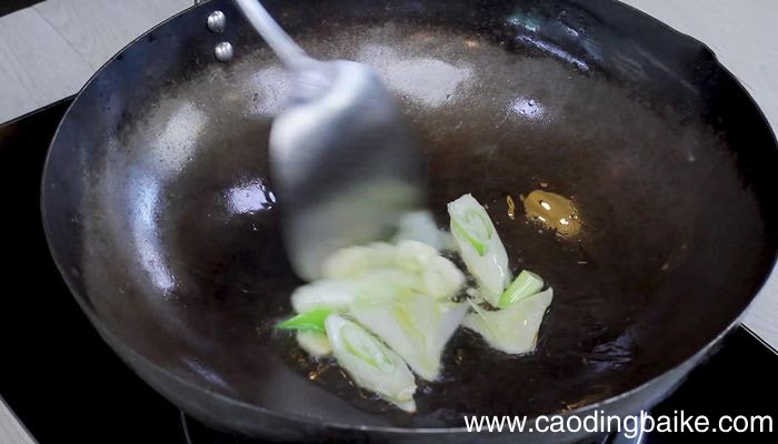 芹菜海米怎么炒好吃 芹菜海米的做法