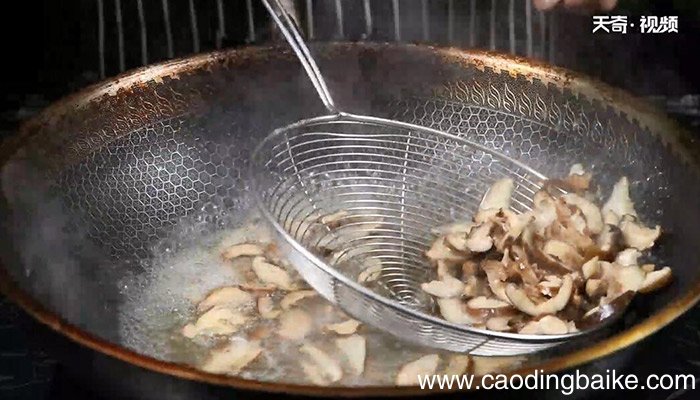 海米香菇炒掐菜的做法 海米香菇炒掐菜怎么做