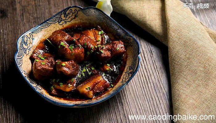 油豆腐焖五花肉做法 油豆腐焖五花肉怎么做