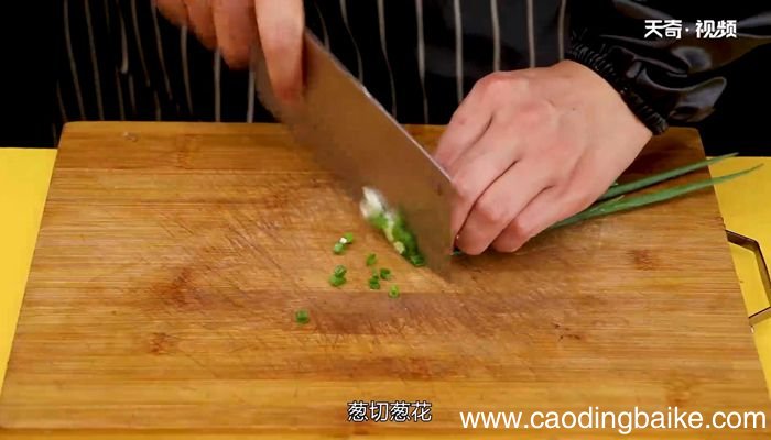 香菇毛豆炒肉的做法香菇毛豆炒肉怎么做