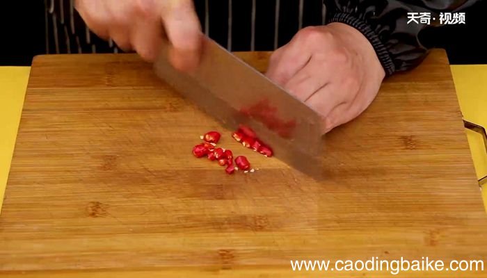 湘菜黄焖鸡怎么做湘菜黄焖鸡的做法