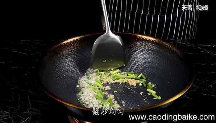 蛋黄熘豆腐的做法 怎么做蛋黄熘豆腐