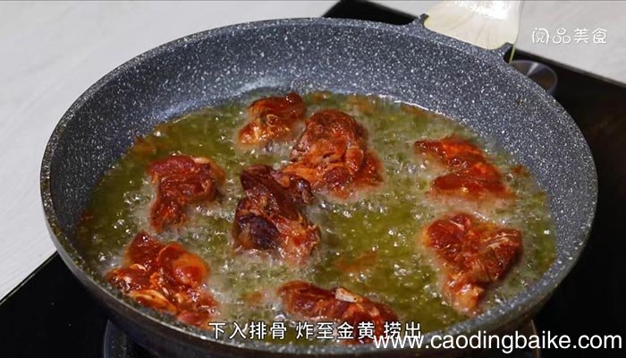 奥尔良炸排骨的做法 奥尔良炸排骨