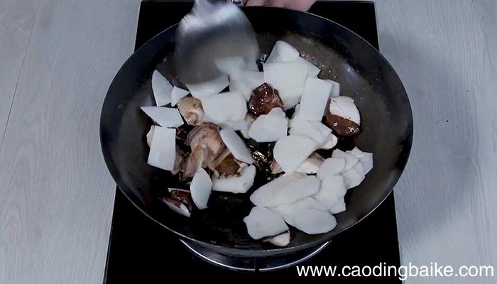 沙葛炒香菇的做法 沙葛炒香菇怎么做